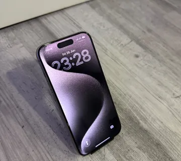 iPhone 15 Pro 128gb. Stanje 10/10+oprema - Osijek