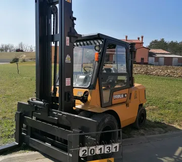 Caterpillar Dp50 - Akcija - Buzet