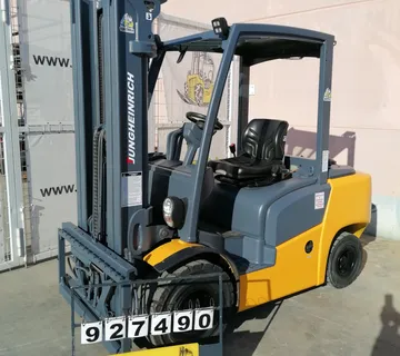 Jungheinrich Dfg430 - Buzet