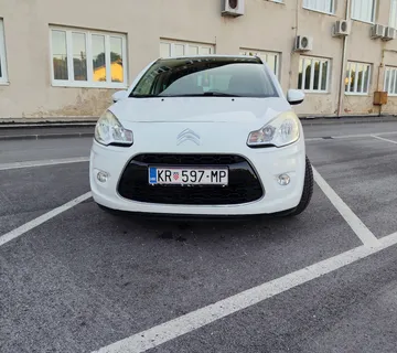 CITROEN C3 1.4i 2011 samo 106 000km - Zlatar