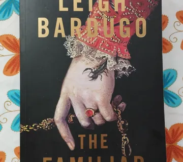 Leigh Bardugo - The Familiar - Samobor