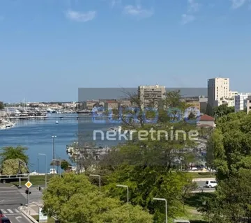 ZADAR/RELJA-KOMFORAN NAMJEŠTEN DVOSOBAN STAN S POGLEDOM NA MORE, 64 m²