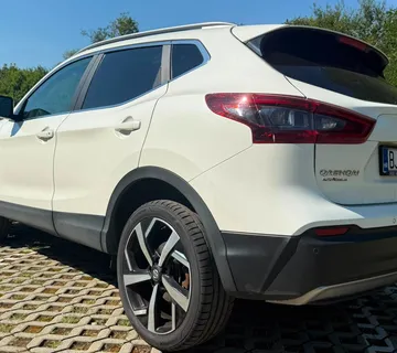 Nissan Qashqai 1,3 DIG-T, TEKNA, AUTOMATIK,PANORAMA, EKSTRA STANJE - Zagreb