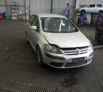 VW Golf plus 1.6 FSI po dijelovima - cover