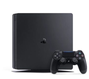 PlayStation 4 500GB F chassis Bluray igraća konzola - cover