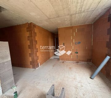 Istra, Štinjan, stan na prvom katu, 52,04m2, 1SS+DB, 600m od mora, LIFT, NOVO!! #prodaja - cover