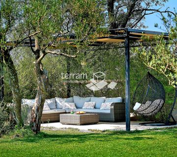 Istra, Krnica, Villa 280m2 s bazenom, golf igralištem i tenis terenom, #prodaja - cover