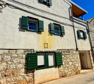 Kuća, Prodaja, Vodice, 135m2, Samostojeća - cover
