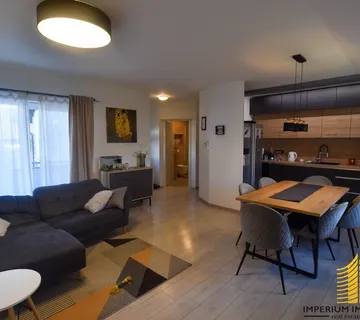 Stan: Zagreb (Donja Dubrava), 110.00 m2, četverosoban - cover