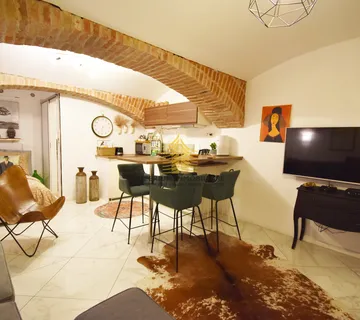 Stan, Prodaja, Donji Grad, Donji grad, 29m2, 1-sobni - Zagreb