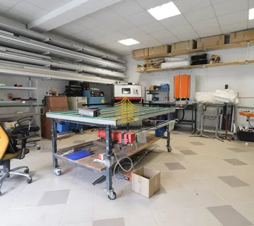 Poslovni prostor, Najam, Gornja Dubrava, 45m2, Radionica - Zagreb