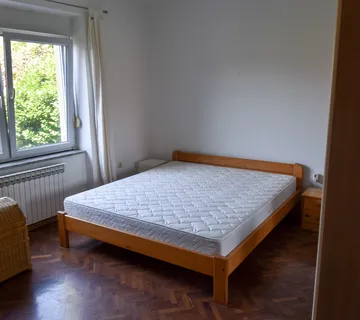Iznajmljuje se stan na Medveščaku - cover
