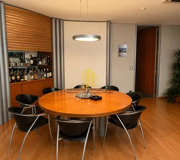 Poslovni prostor, Najam, Donja Dubrava, Resnički gaj, 50m2, Ured - Zagreb