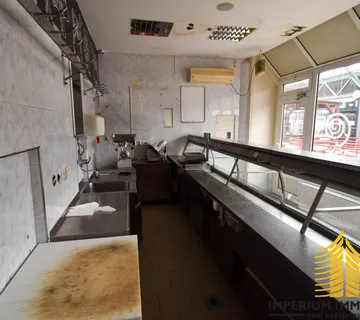 Poslovni prostor: Zaprešić (tržnica), 34 m2