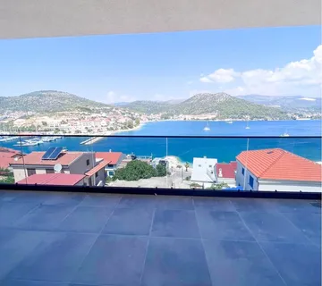 Luksuzni stan u novogradnji u Marini - cover