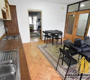 Kuća za radnike, Sesvetski Kraljevec - 20/32 MJESTA * 140€ PO OSOBI * - Zagreb