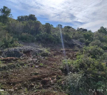 Poljoprivredno zemljište, Vis, 7490 m2, prodaja - Plisko Polje, Vis