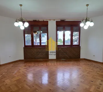 Kuća, Najam, Maksimir, Maksimir, 400m2, Samostojeća - cover