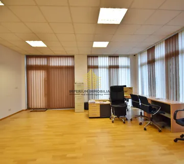 Poslovni prostor, Najam, Samobor, Gradna, 56m2, Ured