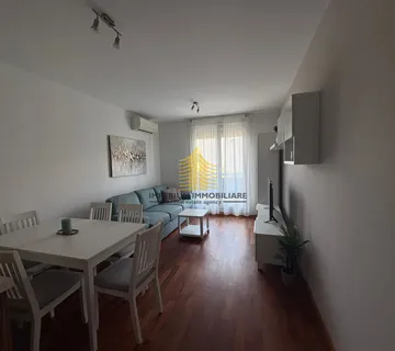 Stan, Najam, Split, Žnjan, 64m2, 2,5-sobni (2S+DB)