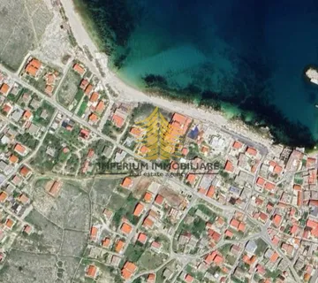 Zemljište, Prodaja, Ražanac, 805m2, Građevinsko