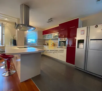 Kuća, Prodaja, Zadar, Ričina, 510m2, Samostojeća