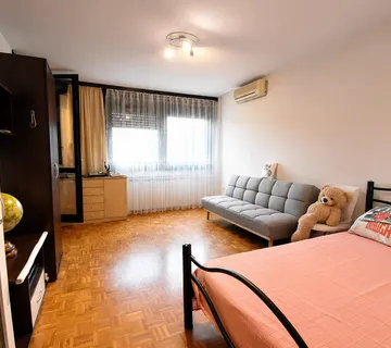 Stan, Najam, Stenjevec, Špansko, 50m2, 2-sobni - Zagreb