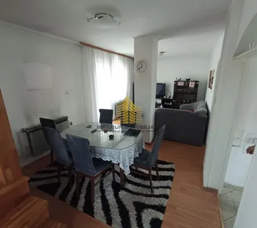 Kuća, Prodaja, Stenjevec, Donje Vrapče, 230m2, Dvojna - Zagreb