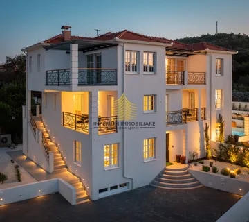 Kuća, Prodaja, Rogoznica, Ražanj, 407.32m2, Vila - Ražanj, Rogoznica
