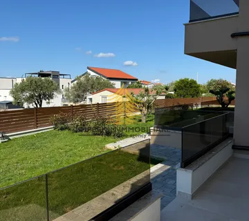 Stan, Prodaja, Sveti Filip i Jakov, Turanj, 100m2, 2,5-sobni (2S+DB) - cover