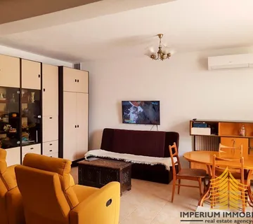 House 180m2, Pag, 5 apartments, Croatia - cover