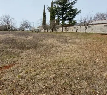 Građevinsko zemljište - Žminj , 2492m2 , Prodaja