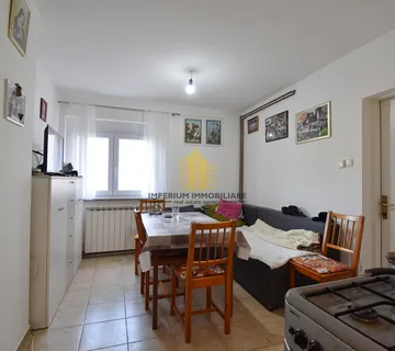 PRILIKA! Prodaja 2 stana u kompletu 2sobni + 1,5sobni na TOP LOKACIJI, TREŠNJEVKA - Zagreb