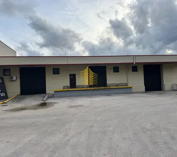 Poslovni prostor, Najam, Prisoje, 700m2, Industrijski objekt - Sičane, Dicmo
