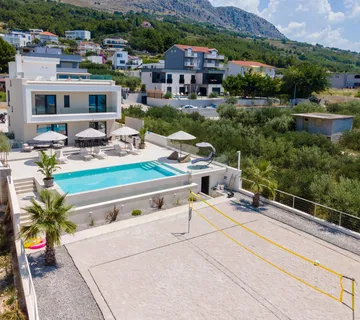 Villa s bazenom, 300m2, Podstrana - Podstrana - Sv. Martin, Podstrana
