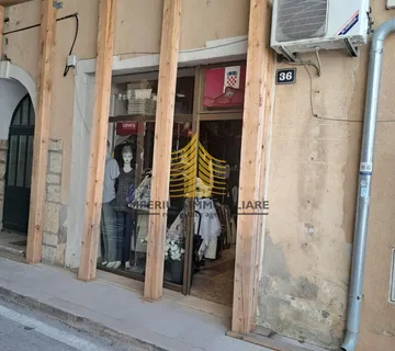 Poslovni prostor, Prodaja, Obrovac, 36m2, Prostor za usluge - cover