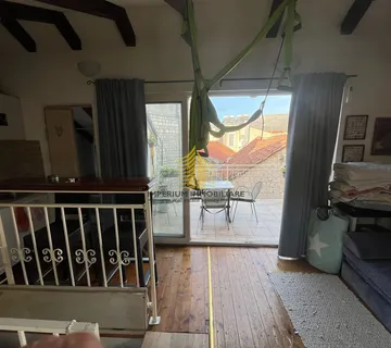 Kuća, Prodaja, Trogir, 163m2, U nizu - cover
