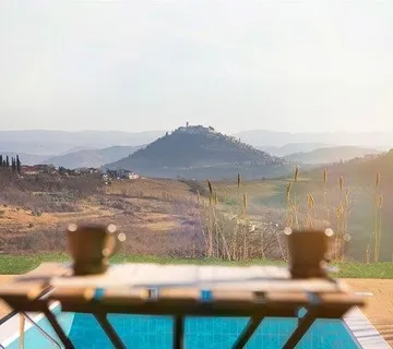 Građevinsko zemljište,Istra, Motovun 1413 m2 + 8600 m2 Poljoprivredno