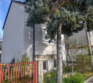 Kuća: Zagreb (Črnomerec), 120m2 + okućnica 215 m2 - PRODAJA