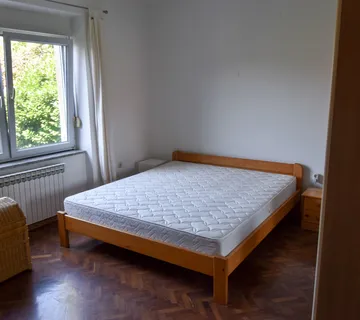 Iznajmljuje se stan na Medveščaku - Zagreb
