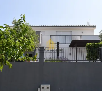 Kuća, Prodaja, Sukošan, Debeljak, 188m2, Vila - cover
