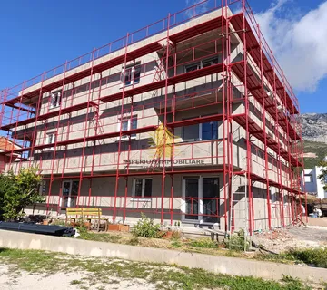 Stan, Prodaja, Kaštel Gomilica, 74m2, 2-sobni - cover