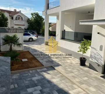 Kuća, Prodaja, Vodice, Srima, 400m2, Vila - cover