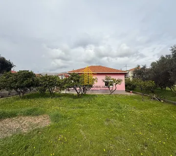 Kuća, Prodaja, Trogir, 64m2, Samostojeća - cover