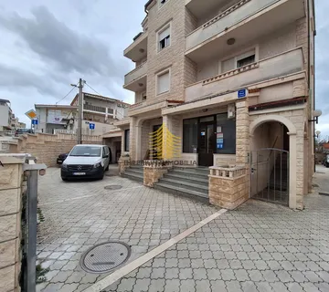 Poslovni prostor, Najam, Split, Sućidar, 110m2, Ured