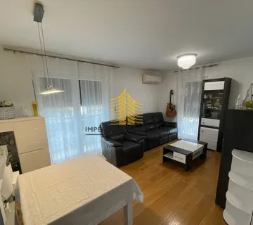 Stan, Prodaja, Kaštel Gomilica, 56.7m2, 2,5-sobni (2S+DB) - cover