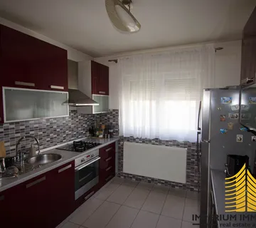 Stan : Zagreb ( Jarun ), 250 m2 EKSKLUZIVNO ( Prodaja) - cover