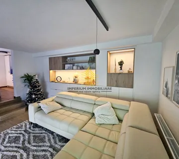 Kuće, Prodaja - Trnje, Prilika za Investiciju i život - 330m2 - cover