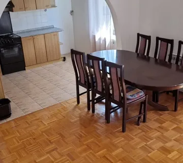 Kuća za radnike, Zagreb (Gornja Dubrava), 130 m2 (iznajmljivanje)