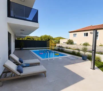 Stan, Prodaja, Tribunj, 114.2m2, 3-sobni